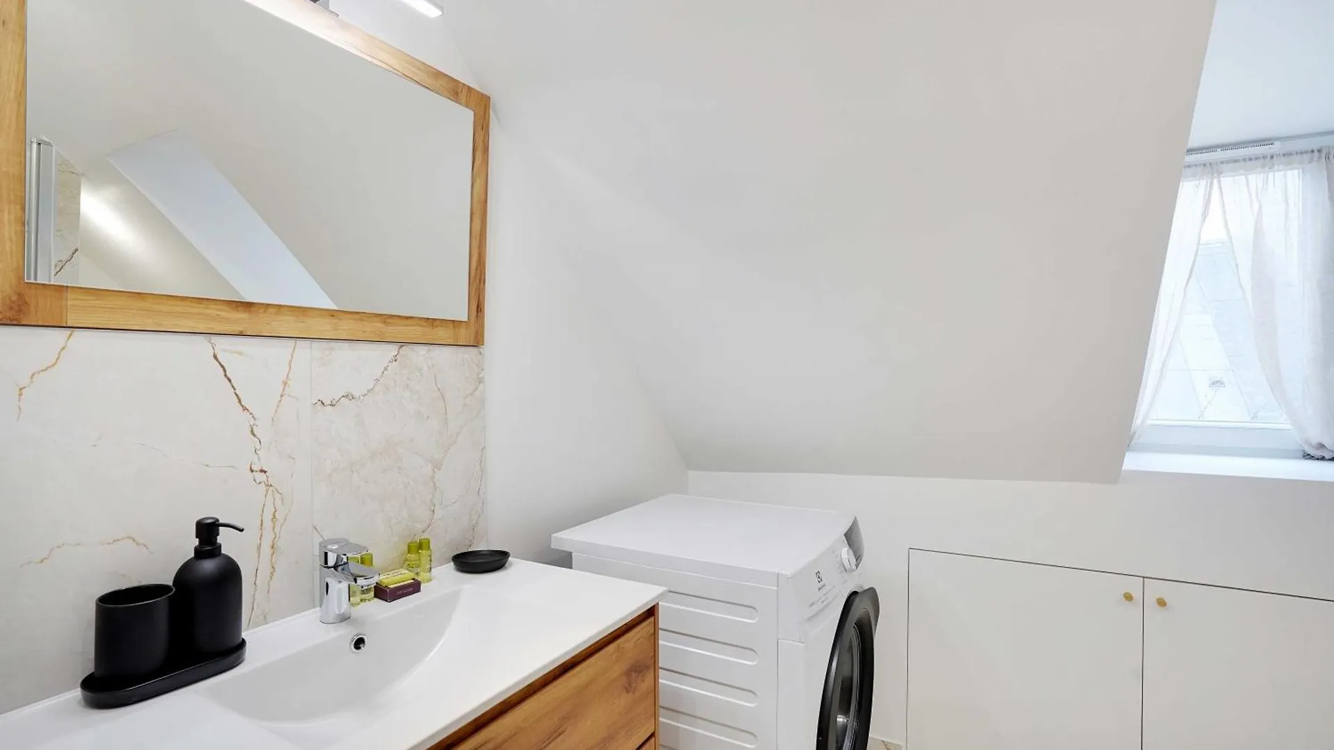 Charming - 1br-4p - Bastille *
